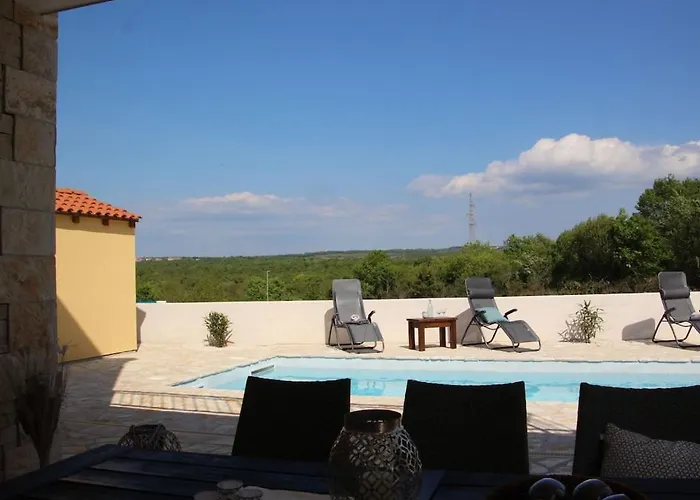 Vakantiehuis Jomi Comfortable Tar-Vabriga